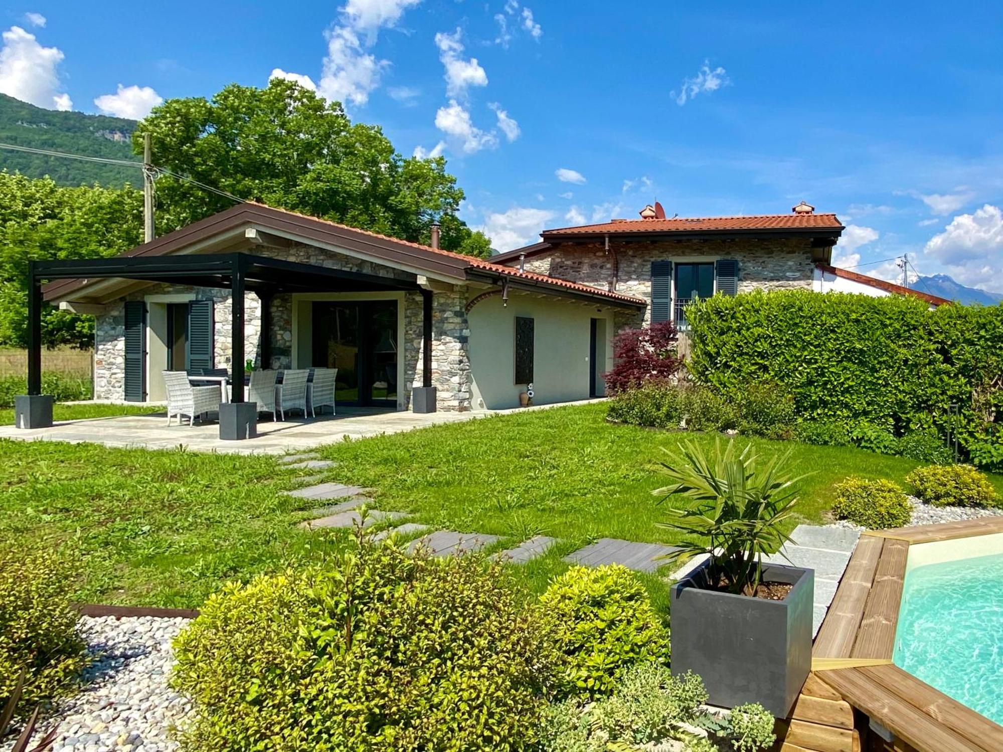 גראבדונה Villa Larius מראה חיצוני תמונה